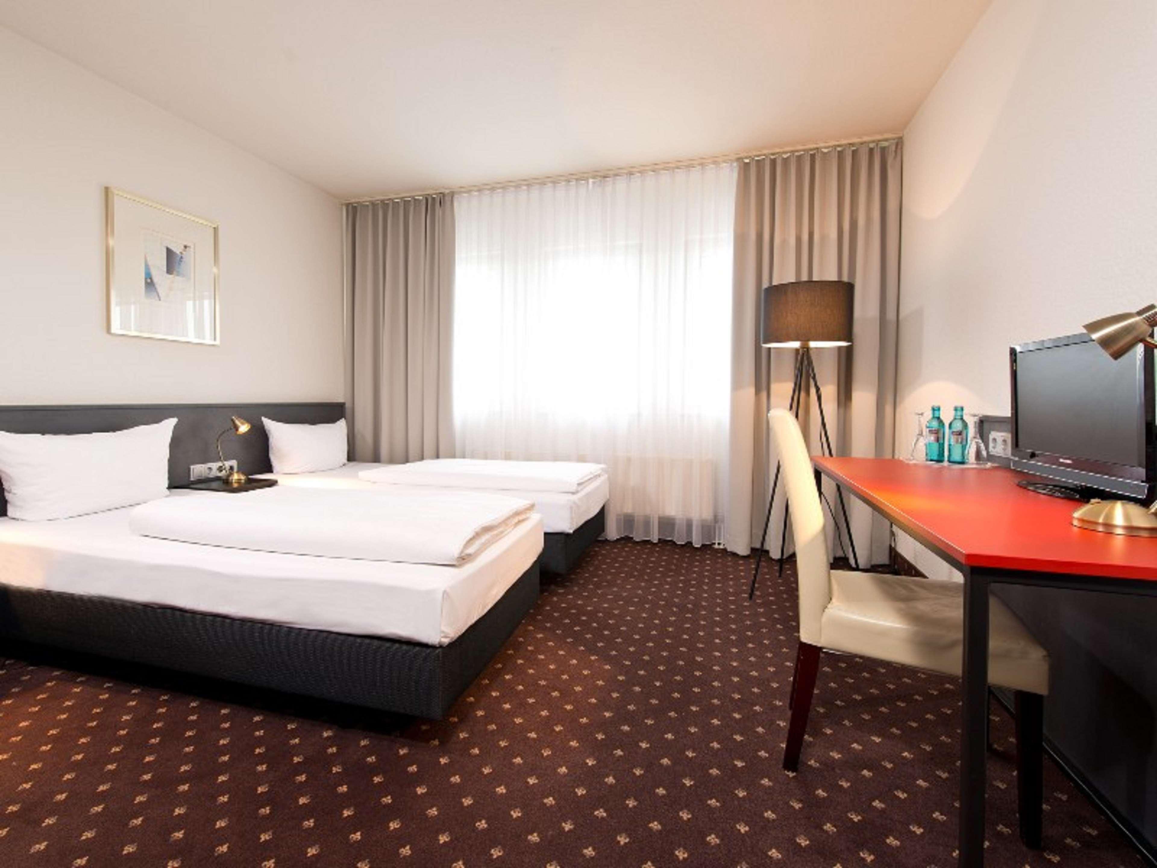 Achat Hotel Hockenheim Exterior foto